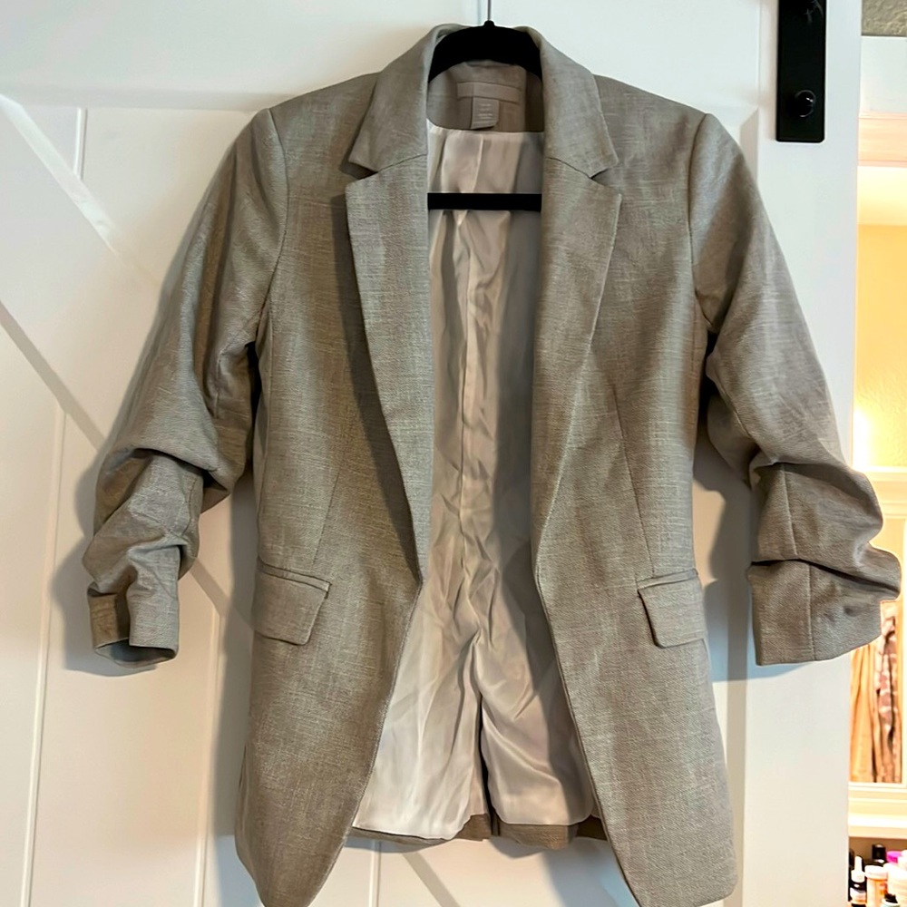 H&M blazer size xs